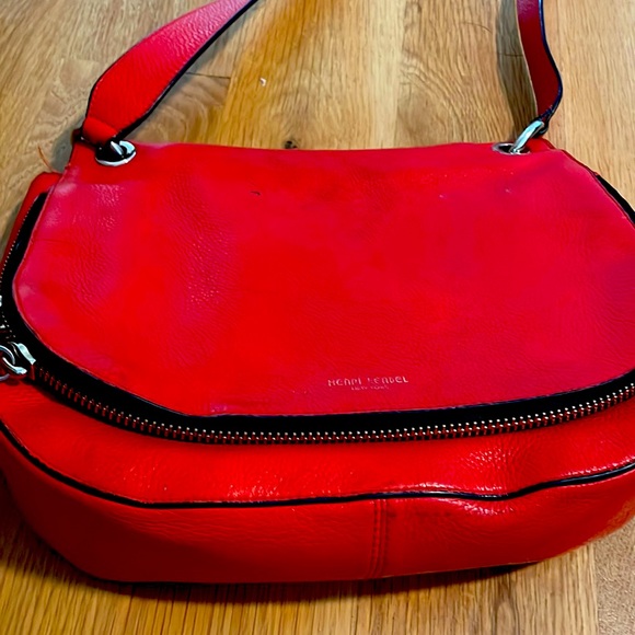 henri bendel Handbags - Henri Bendel Crossbody Purse